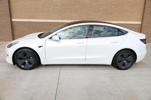2020 Tesla Model 3 Long Range