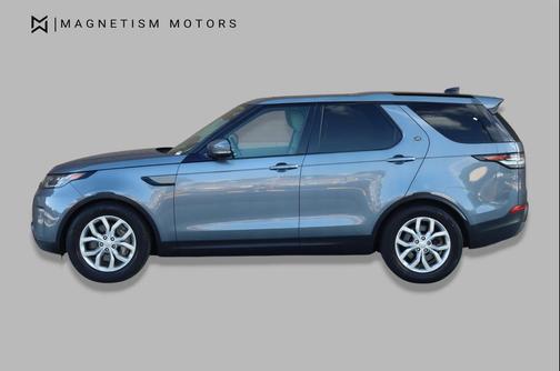 Byron Blue Metallic 2019 Land Rover Discovery SE