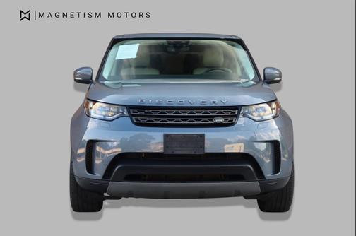 Byron Blue Metallic 2019 Land Rover Discovery SE