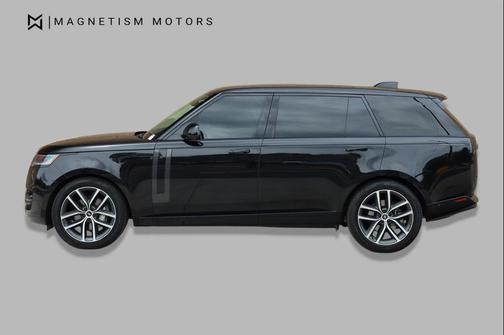 Santorini Black Metallic 2024 Land Rover Range Rover P400 SE