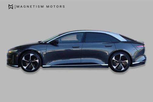 Quantum Grey Metallic 2024 Lucid Air Touring