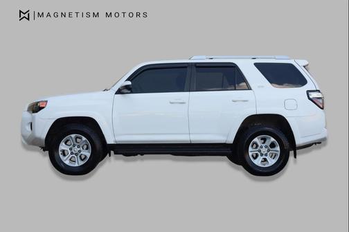 Super White 2016 Toyota 4Runner SR5