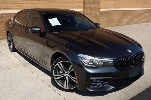 2017 BMW 740 740i