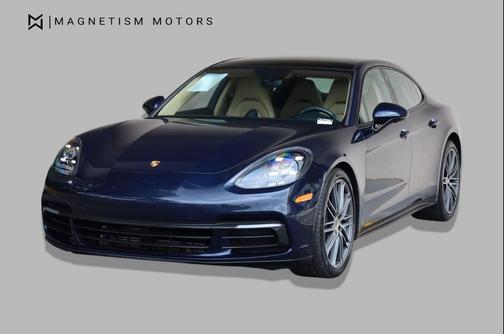 Night Blue Metallic 2019 Porsche Panamera 4