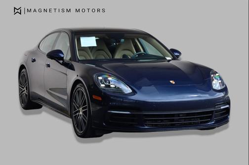 Night Blue Metallic 2019 Porsche Panamera 4