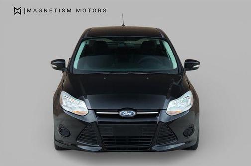 Tuxedo Black Metallic 2014 Ford Focus SE