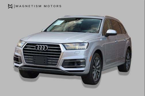 Florett Silver Metallic 2017 Audi Q7 3.0T Premium