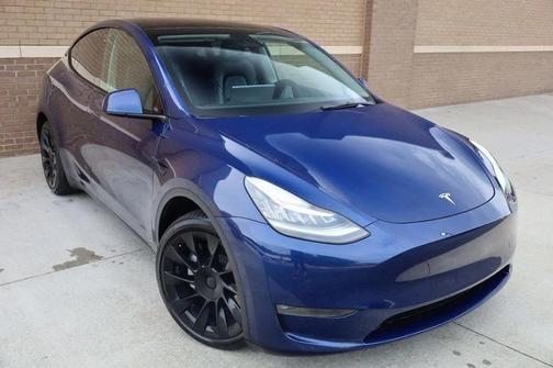 2022 Tesla Model Y Long Range Dual Motor All-Wheel Drive