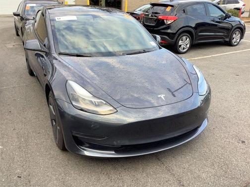2023 Tesla Model 3 Standard Range