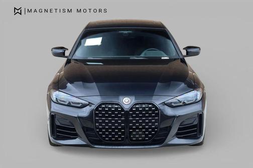 Black Sapphire Metallic 2023 BMW M440 i