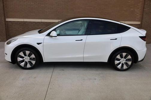 2021 Tesla Model Y Long Range Dual Motor All-Wheel Drive