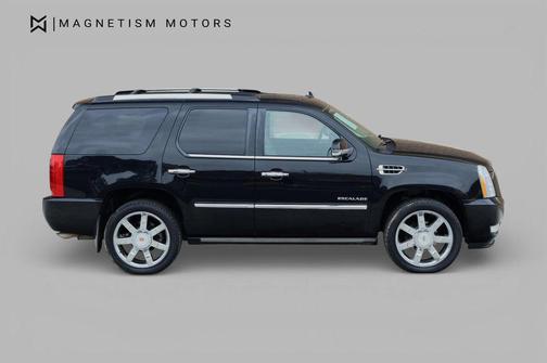 2012 Cadillac Escalade Luxury