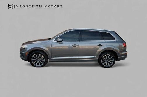 Graphite Gray Metallic 2018 Audi Q7 3.0T Prestige