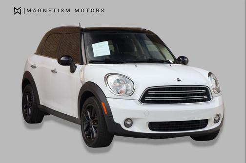 Light White 2016 MINI Countryman Cooper
