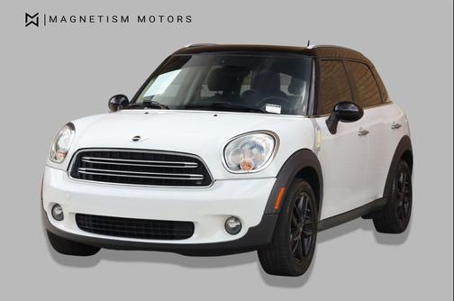 Light White 2016 MINI Countryman Cooper