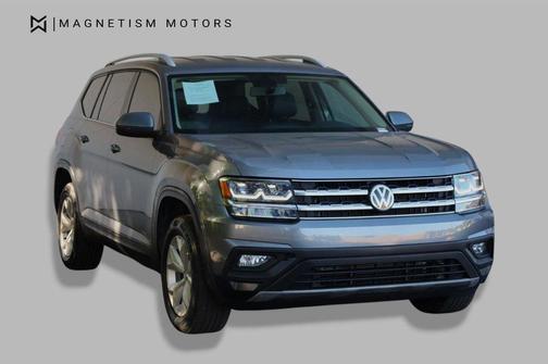 Platinum Gray Metallic 2019 Volkswagen Atlas 3.6L SE