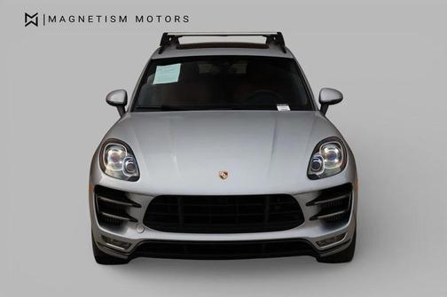 Rhodium Silver Metallic 2015 Porsche Macan Macan Turbo
