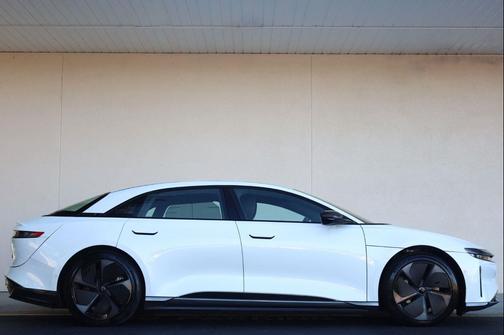 Stellar White Metallic 2024 Lucid Air Touring