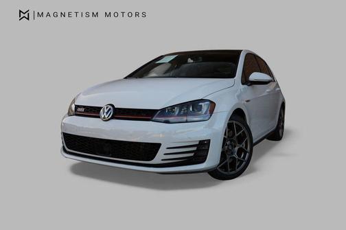2015 Volkswagen Golf GTI 2.0T SE w/Performance Package 4-Door