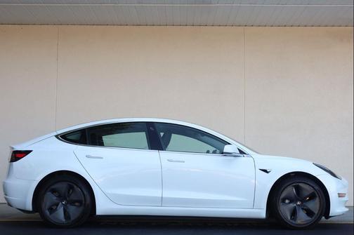 Pearl White Multi-Coat 2020 Tesla Model 3 Standard Range Plus