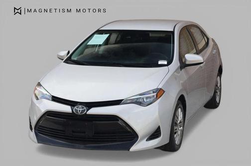 Classic Silver Metallic 2017 Toyota Corolla LE