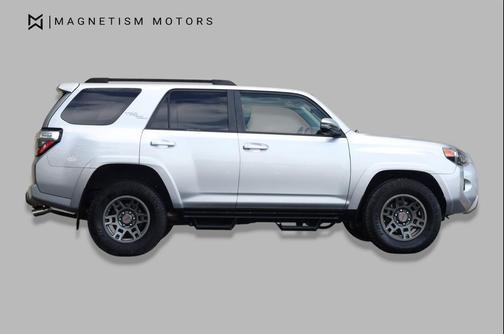 Classic Silver Metallic 2019 Toyota 4Runner TRD Off Road Premium