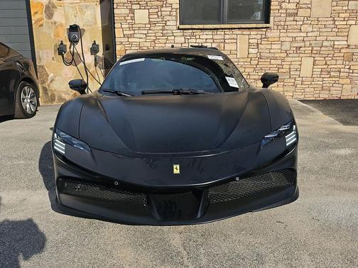 2022 Ferrari SF90 Stradale Stradale