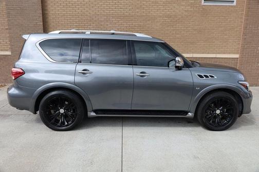 2017 INFINITI QX80 Base