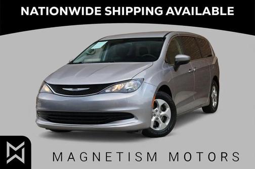 Billet Silver Metallic Clearcoat 2017 Chrysler Pacifica LX