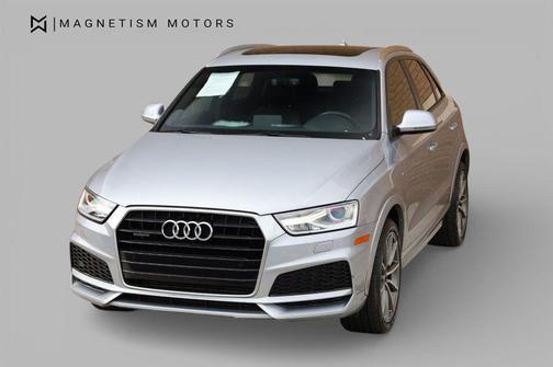 Florett Silver Metallic 2018 Audi Q3 2.0 TFSI Premium quattro AWD