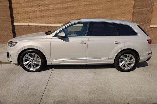 2022 Audi Q7 55 Prestige