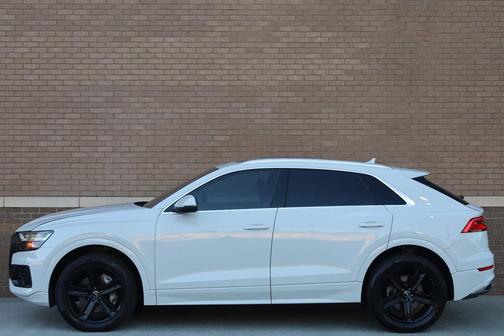 Glacier White Metallic 2019 Audi Q8 3.0T Premium
