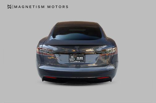 2021 Tesla Model S Plaid