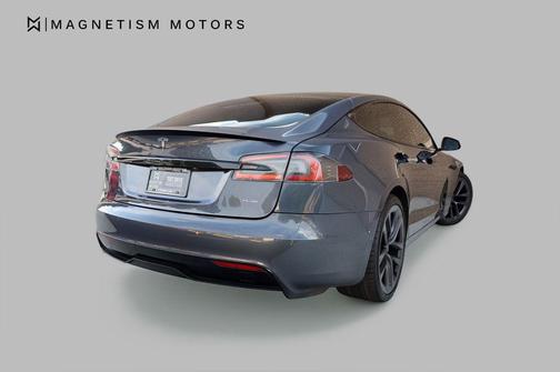 2021 Tesla Model S Plaid