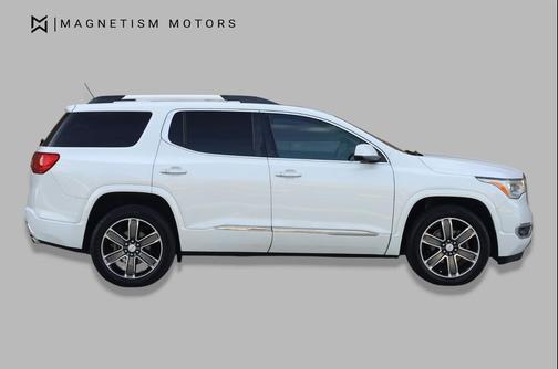 White Frost Tricoat 2017 GMC Acadia Denali