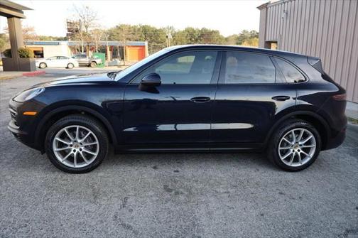 2019 Porsche Cayenne Base