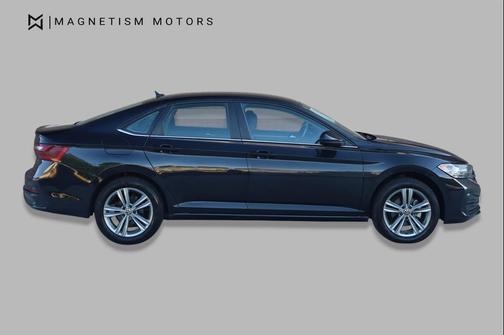 Deep Black Pearl 2024 Volkswagen Jetta 1.5T SE