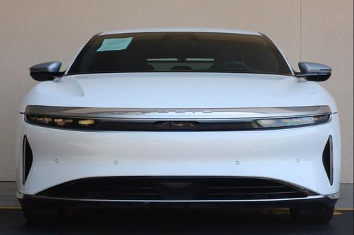 Stellar White Metallic 2024 Lucid Air Grand Touring