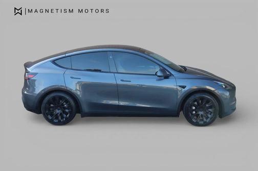 2023 Tesla Model Y Long Range Dual Motor All-Wheel Drive