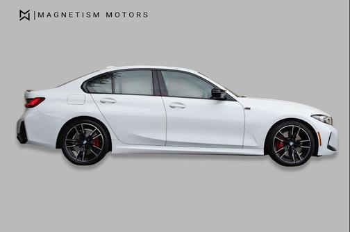 Alpine White 2023 BMW M340 M340i