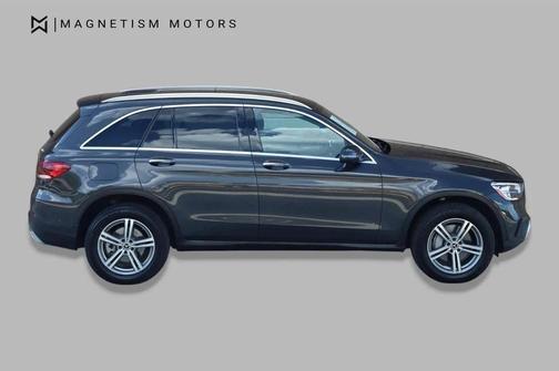 Graphite Grey Metallic 2022 Mercedes-Benz GLC 300 4MATIC