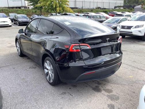 2022 Tesla Model Y Long Range Dual Motor All-Wheel Drive