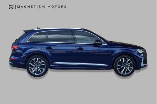 Navarra Blue Metallic 2021 Audi SQ7 4.0T Prestige