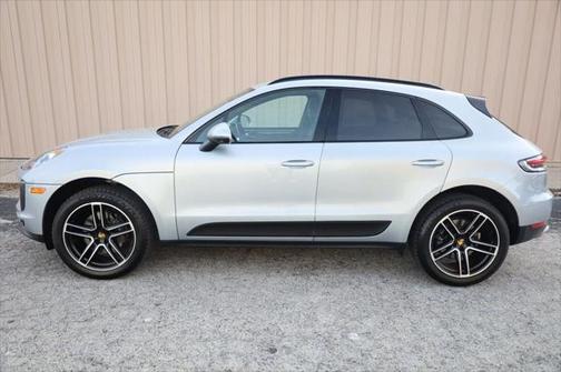 2021 Porsche Macan Base