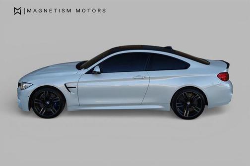 Mineral White Metallic 2016 BMW M4 Base