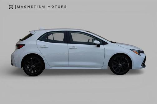 Ice Cap 2023 Toyota Corolla XSE