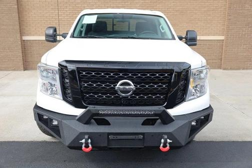 2018 Nissan Titan XD SV