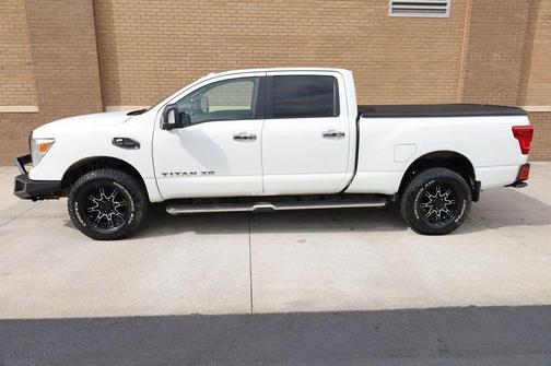 2018 Nissan Titan XD SV