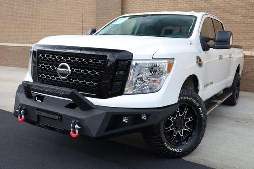 2018 Nissan Titan XD SV