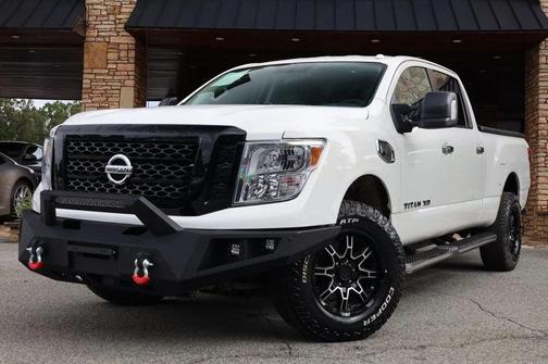 2018 Nissan Titan XD SV